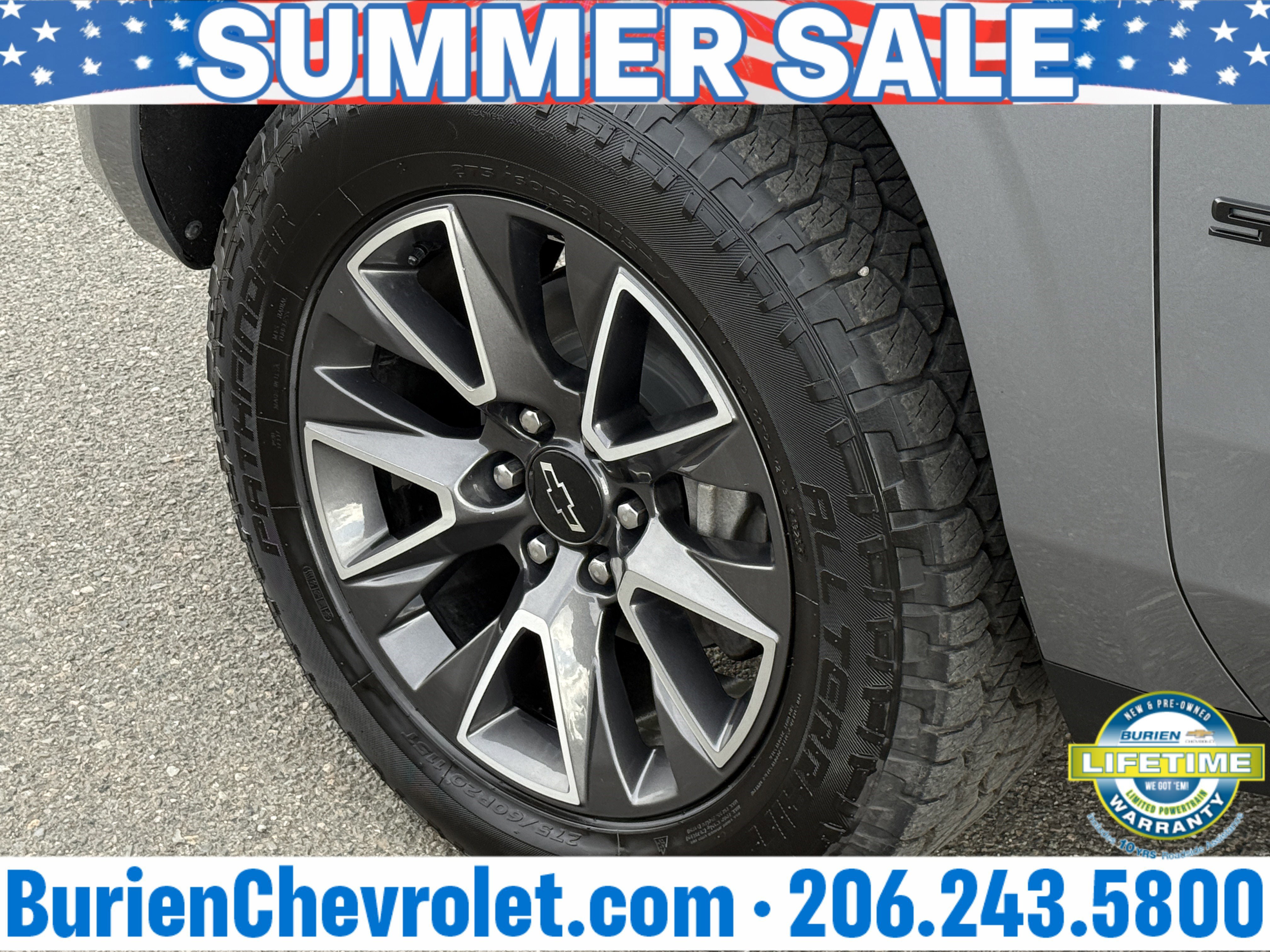 Used 2022 Chevrolet Suburban Z71 w/ Luxury Package AWD/4WD image 31