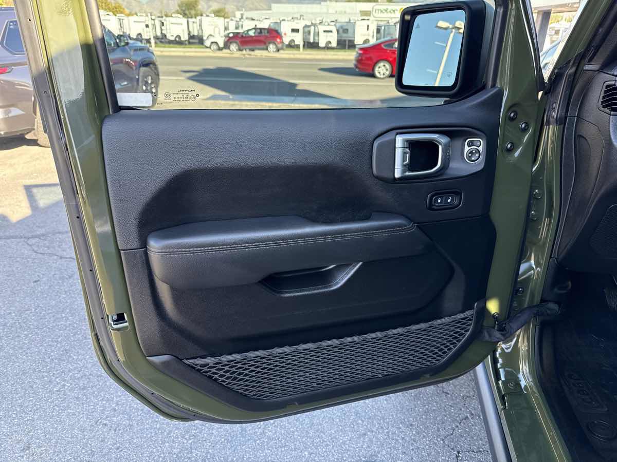 Used 2023 Jeep Wrangler Unlimited Rubicon 392 w/ Trailer Tow Package image 11