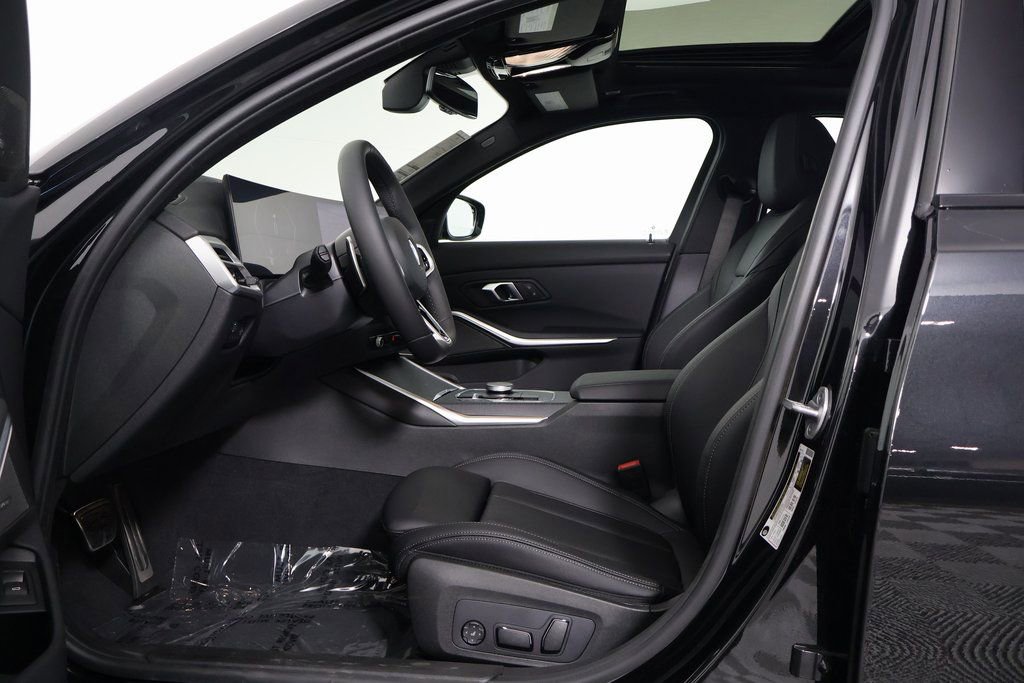 New 2026 BMW 330i Sedan w/ M Sport Package image 5