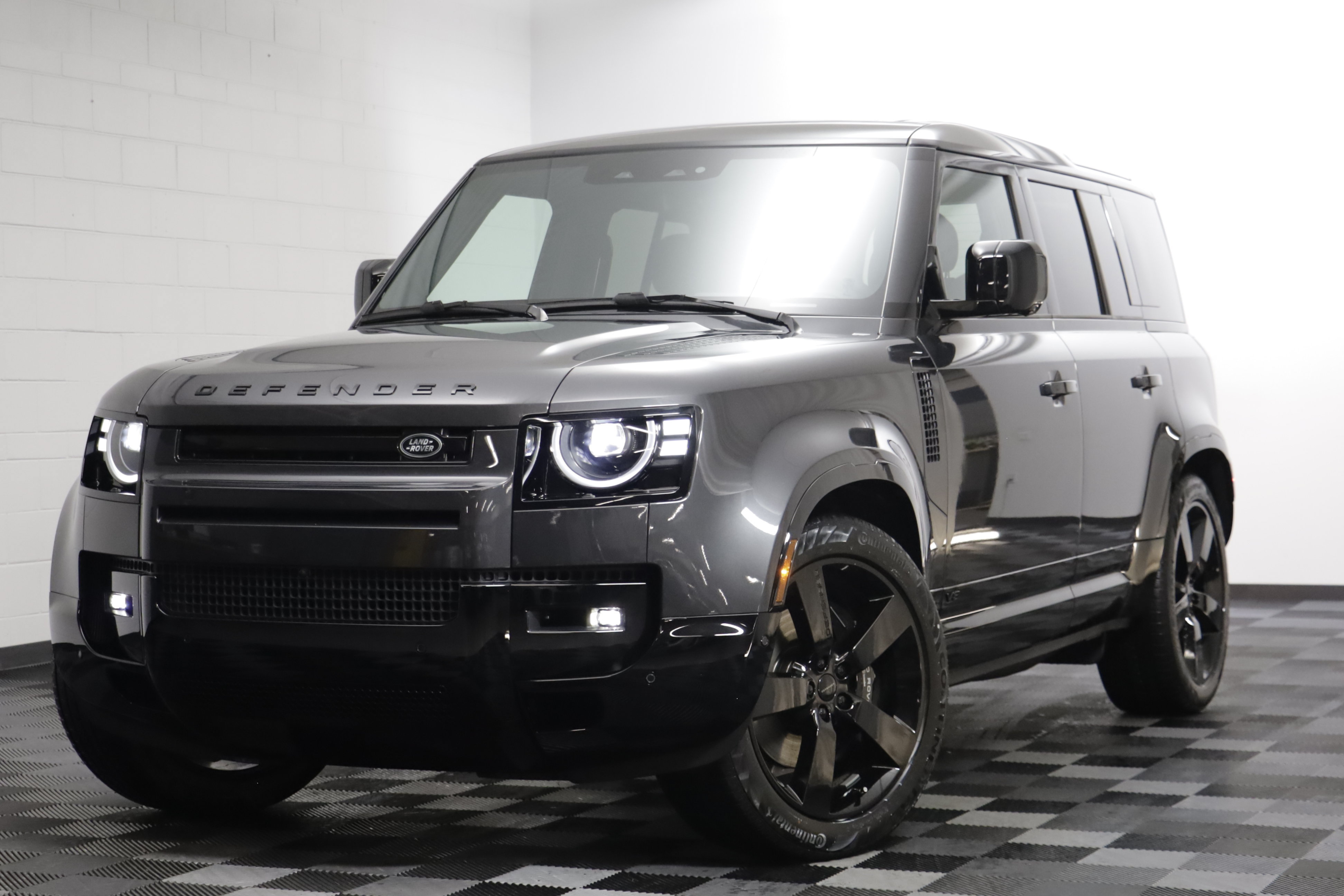 New 2026 Land Rover Defender 110 V8