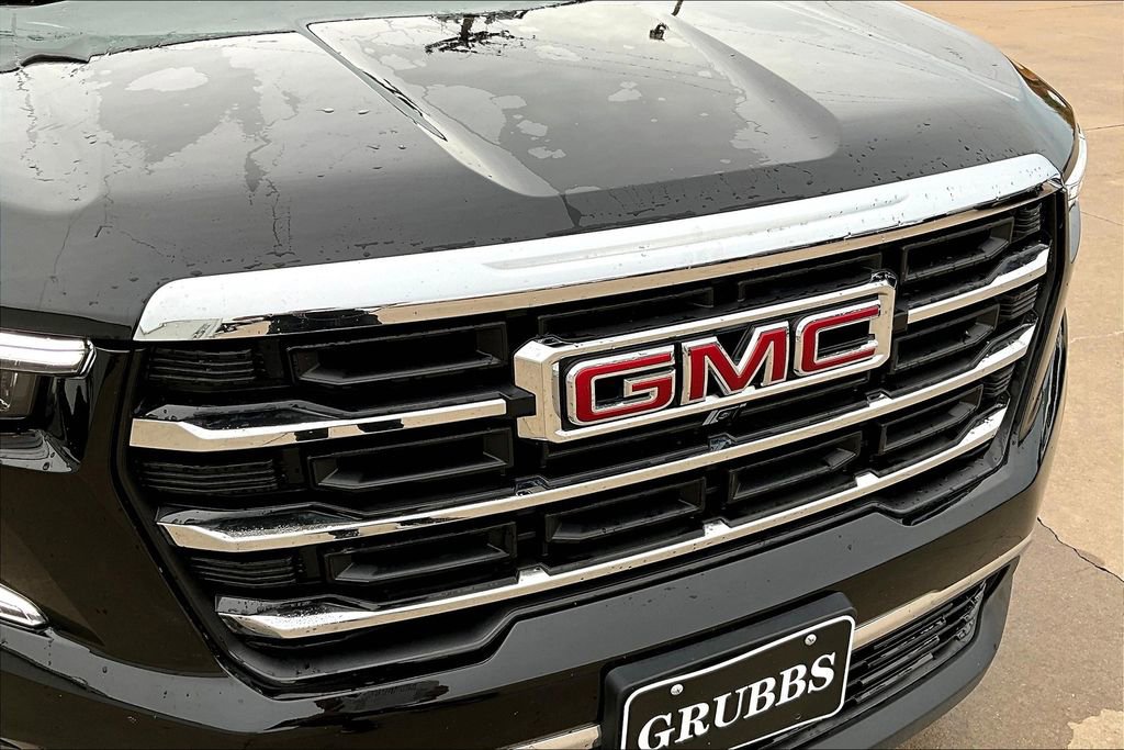 Used 2024 GMC Acadia Elevation image 37