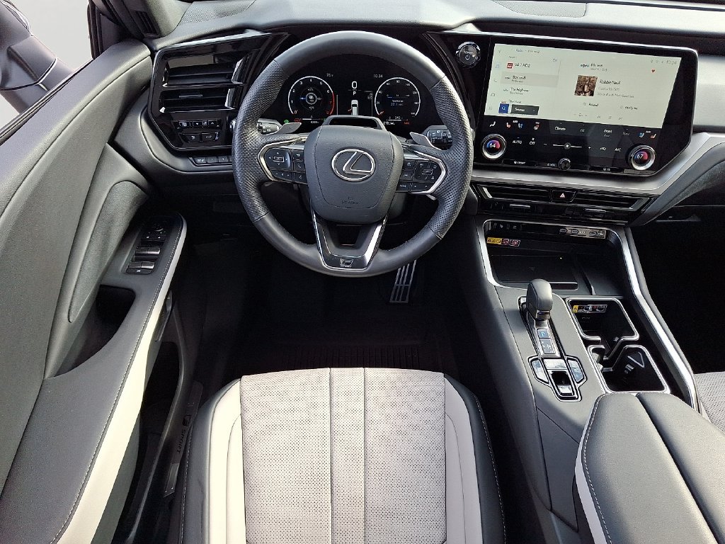Certified 2026 Lexus TX 500h AWD w/ Technology Package image 14