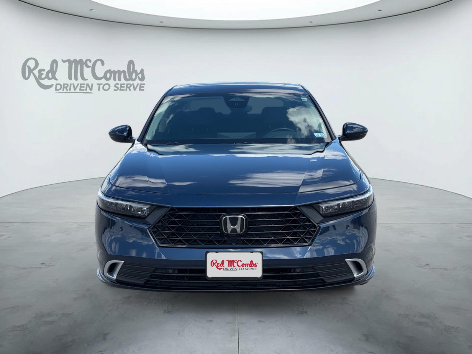 Used 2024 Honda Accord Touring image 2