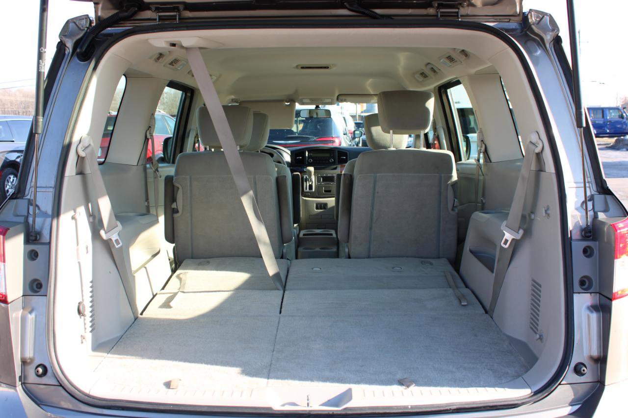 Used 2014 Nissan Quest S image 10