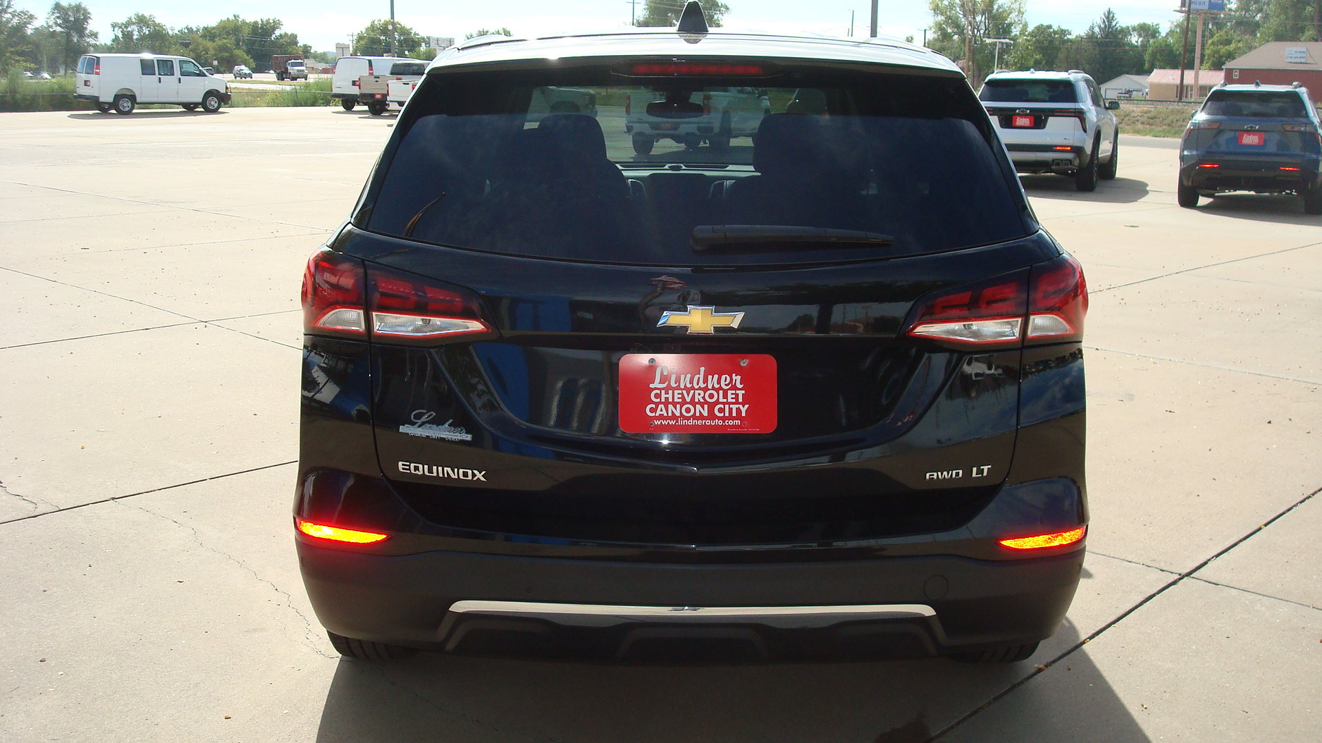 Used 2024 Chevrolet Equinox LT AWD/4WD image 5