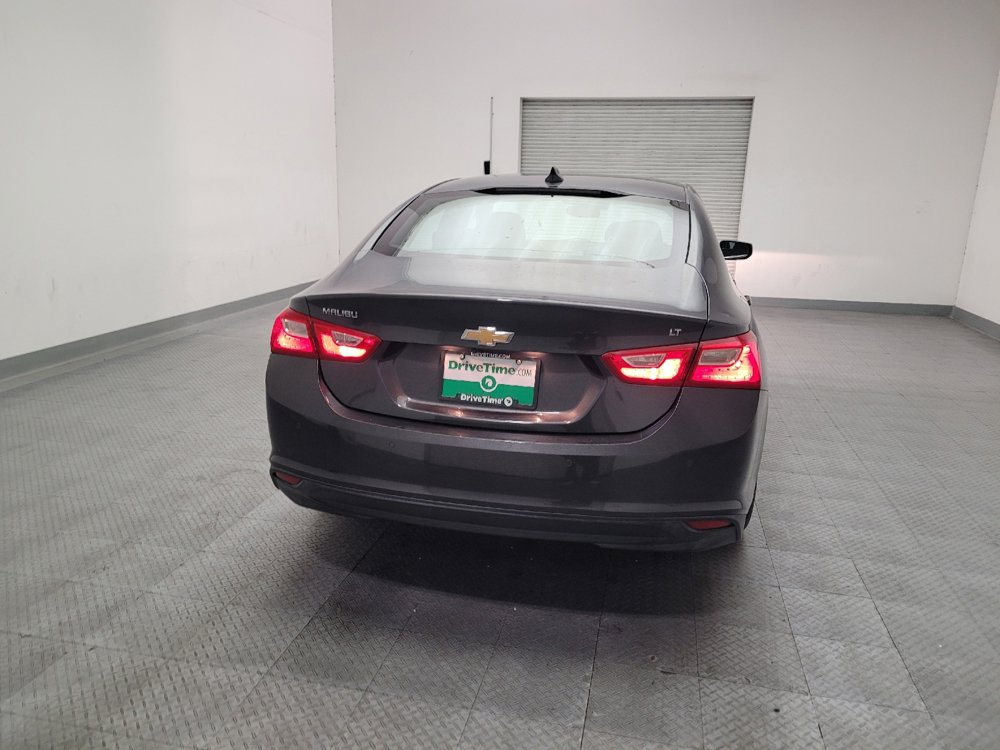 Used 2018 Chevrolet Malibu LT w/ Driver Confidence Package FWD image 7