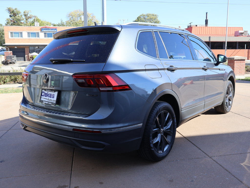 Used 2023 Volkswagen Tiguan SE AWD/4WD image 6