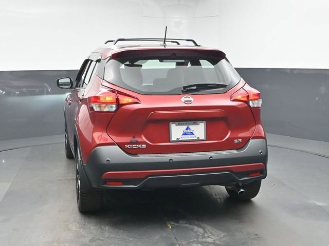 Used 2020 Nissan Kicks SR w/ SR Premium Package image 8