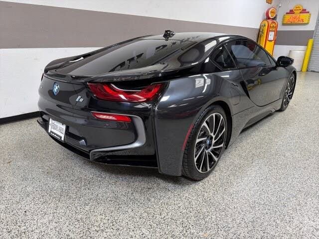 Used 2015 BMW i8 AWD/4WD image 28