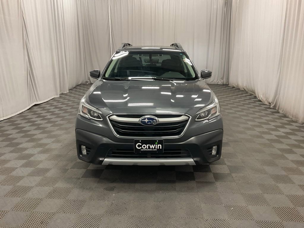 Used 2021 Subaru Outback Limited image 3