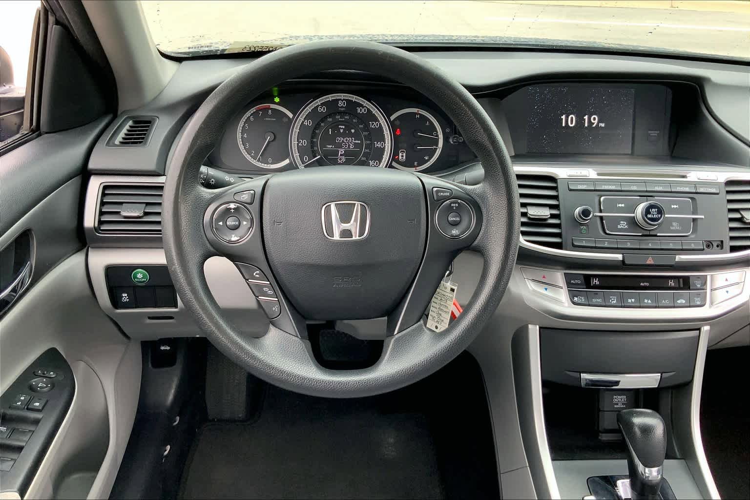 Used 2013 Honda Accord LX image 5