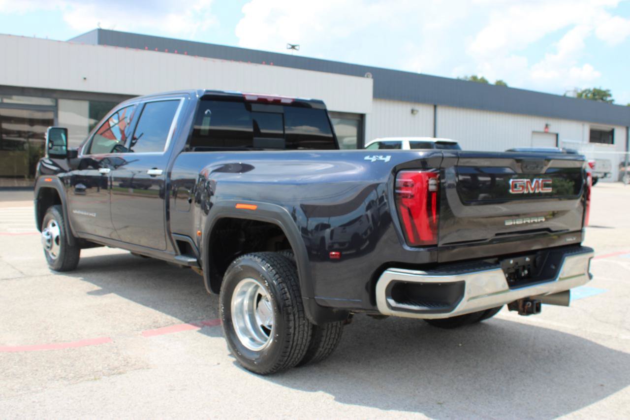 Used 2025 GMC Sierra 3500 SLT w/ SLT Convenience Package AWD/4WD image 4