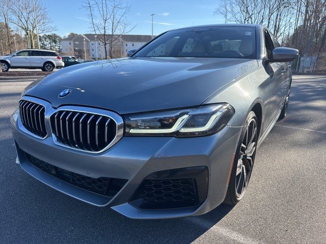 Certified 2022 BMW 540i w/ Executive Package image 1
