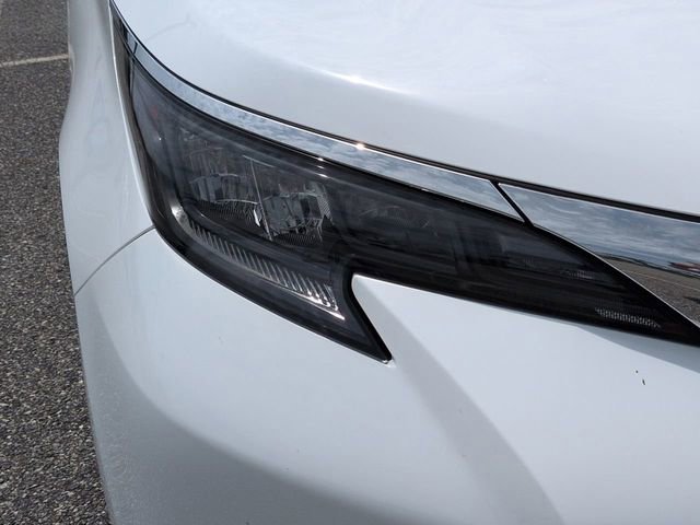 Certified 2025 Toyota Sienna LE FWD image 10