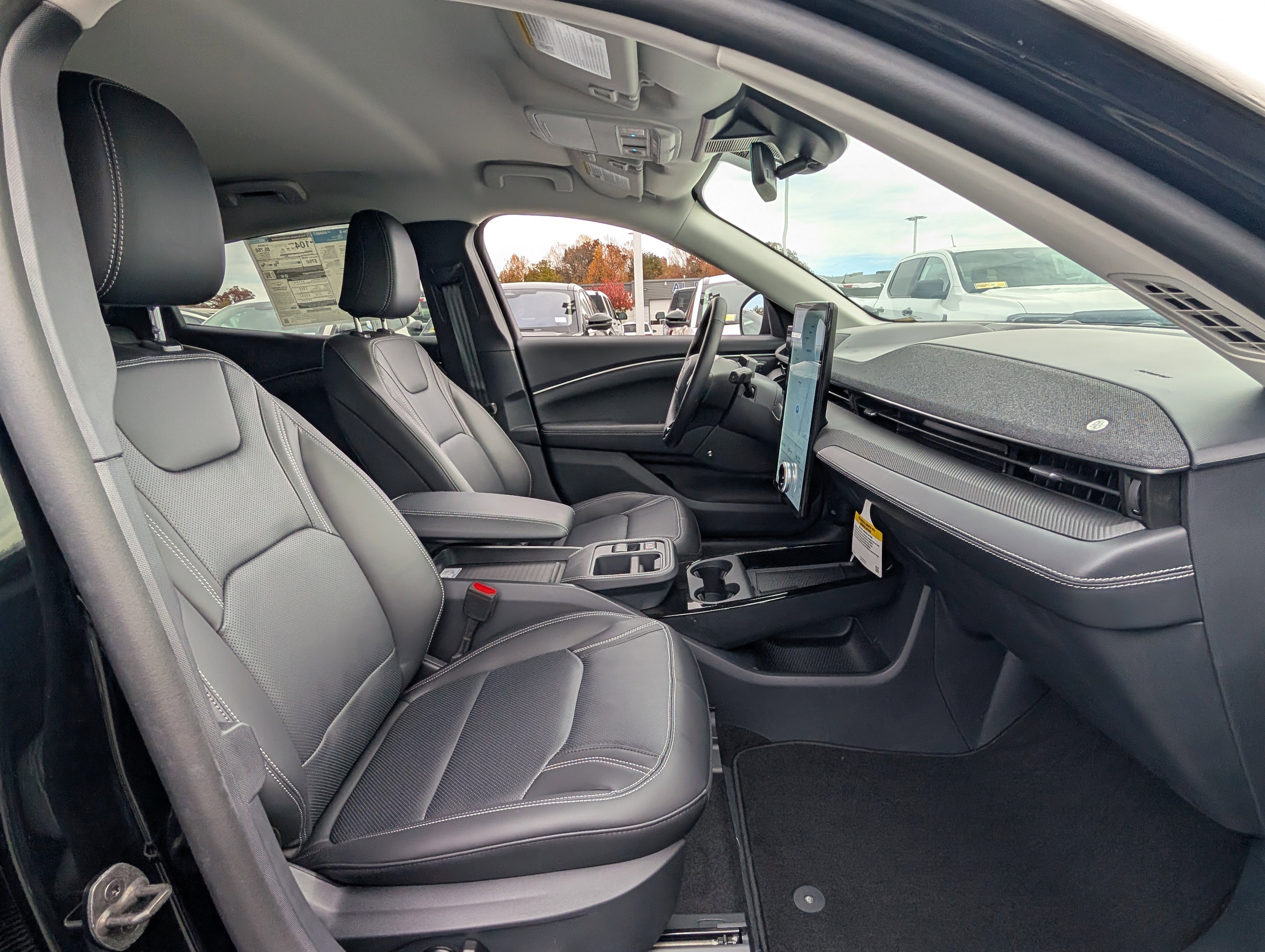 New 2025 Ford Mustang Mach-E Premium image 8