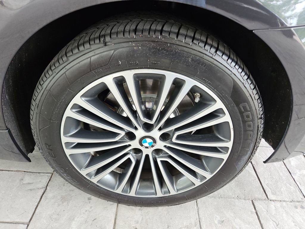 Used 2019 BMW 530i xDrive w/ Convenience Package AWD/4WD image 31