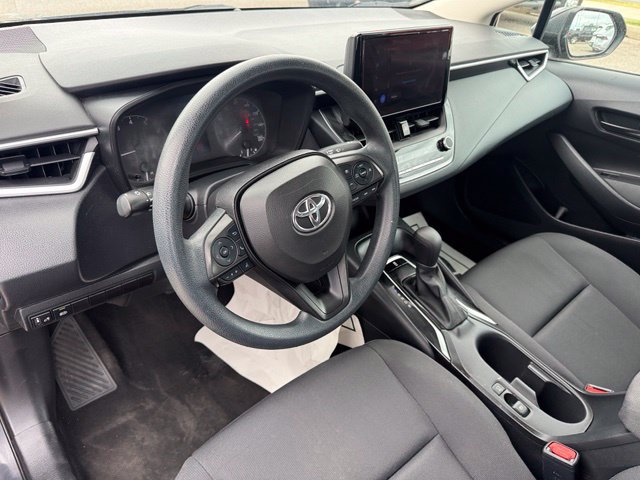 Used 2023 Toyota Corolla LE FWD image 12