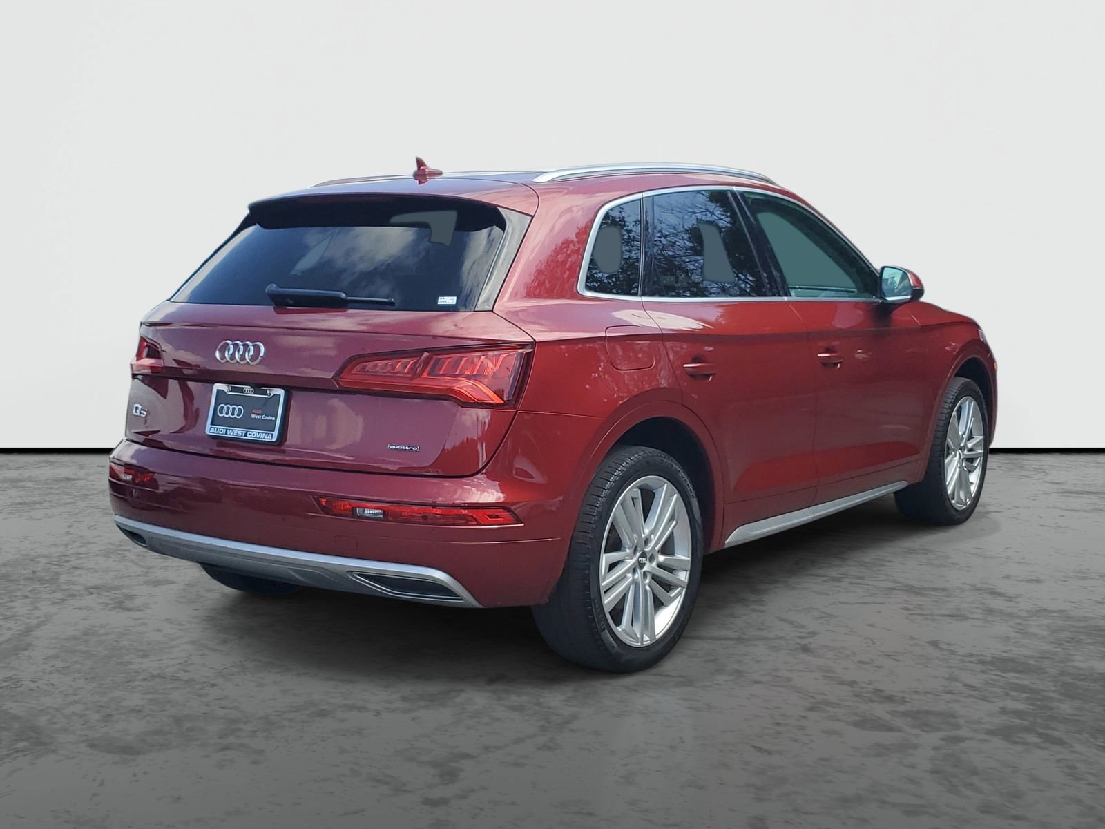 Used 2019 Audi Q5 Premium w/ Premium Plus Package AWD/4WD image 4