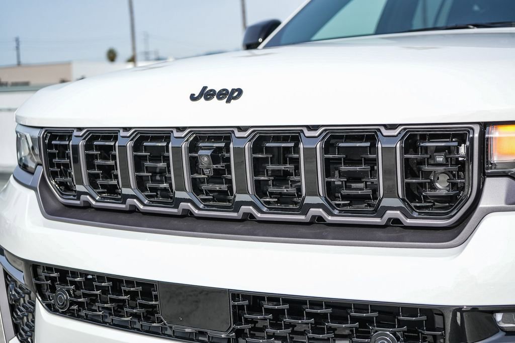 New 2026 Jeep Grand Cherokee Limited image 6