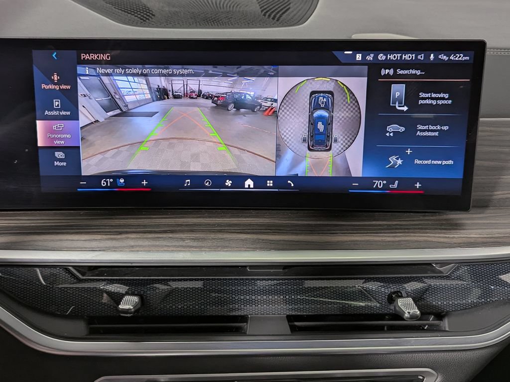 Used 2024 BMW X7 xDrive40i w/ M Sport Package AWD/4WD image 27