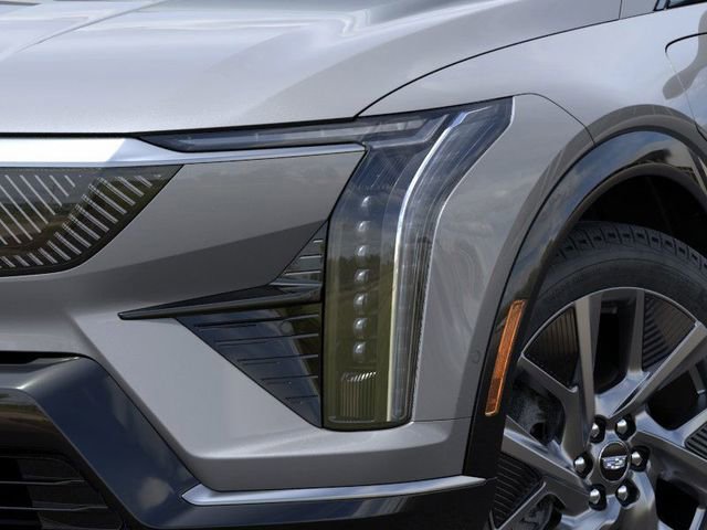 New 2025 Cadillac Optiq Luxury 1 w/ LPO, Floor Liner Package AWD/4WD image 10