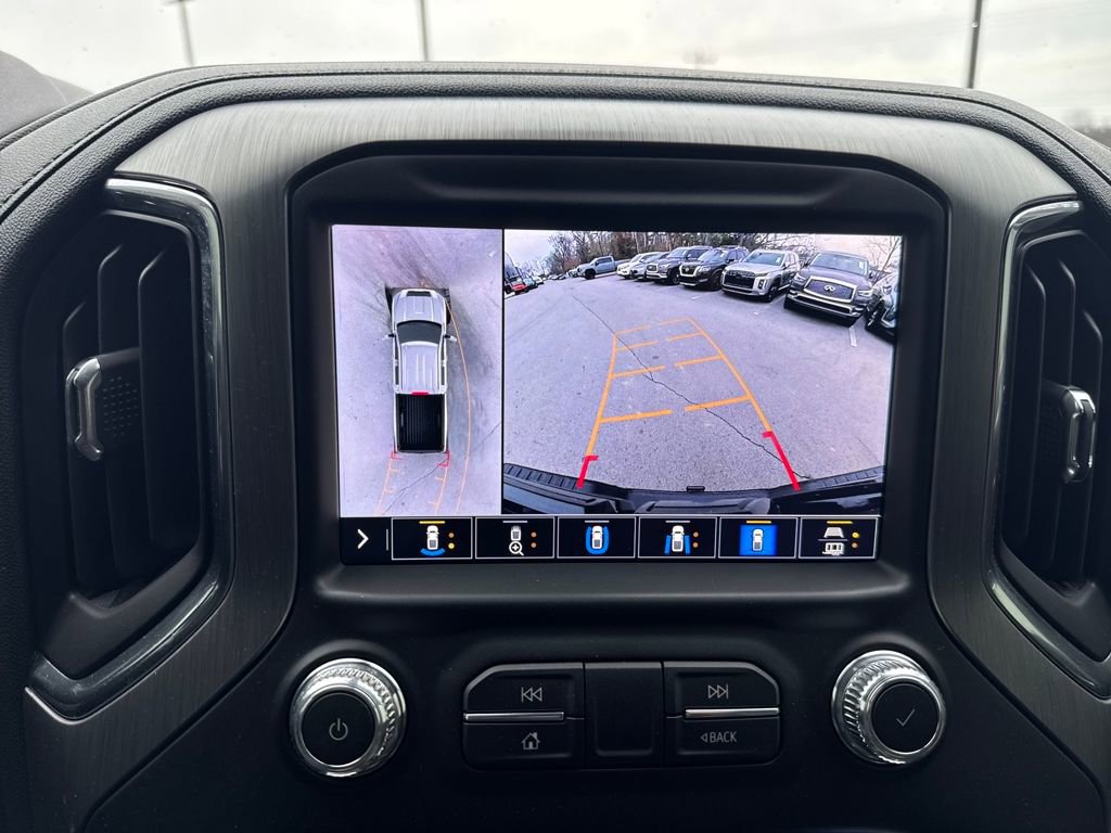 Used 2022 GMC Sierra 3500 Denali w/ Denali Black Diamond Edition image 22