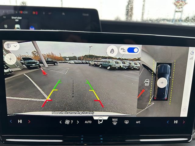 New 2025 Ford Expedition Active image 16