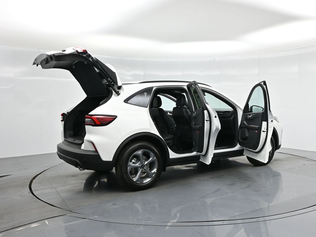New 2025 Ford Escape ST-Line w/ Equipment Group 301A image 5