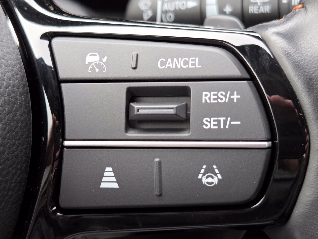 Used 2025 Honda CR-V Sport Touring image 17