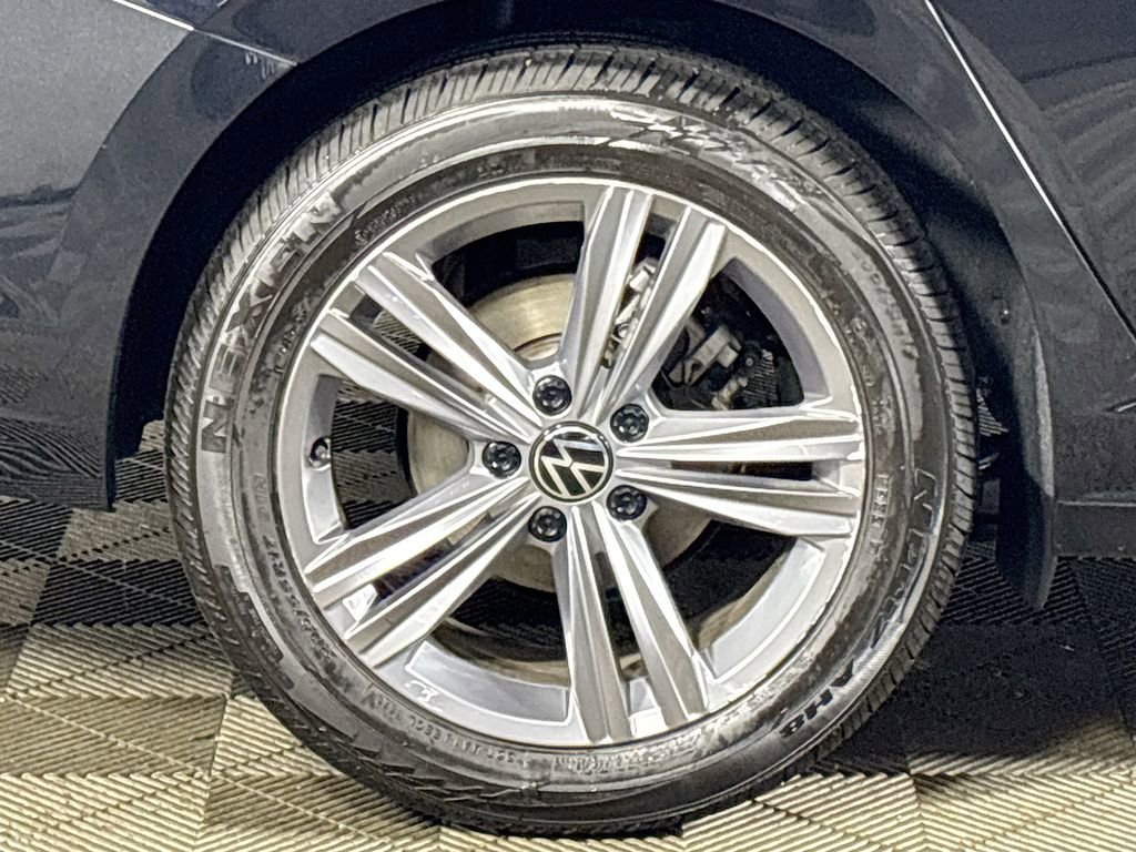 Used 2024 Volkswagen Jetta SE image 22