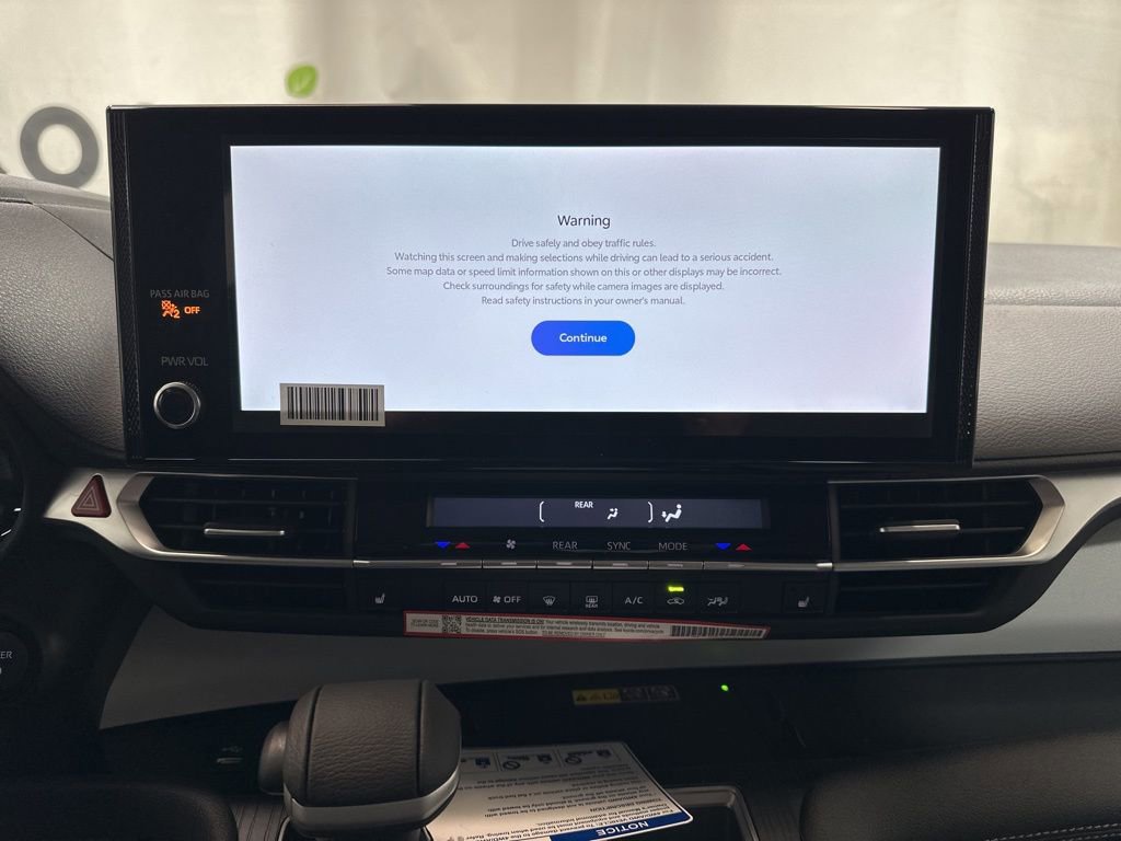 New 2026 Toyota Sienna XLE image 30