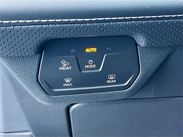 New 2024 Volkswagen Atlas Cross Sport SE image 10