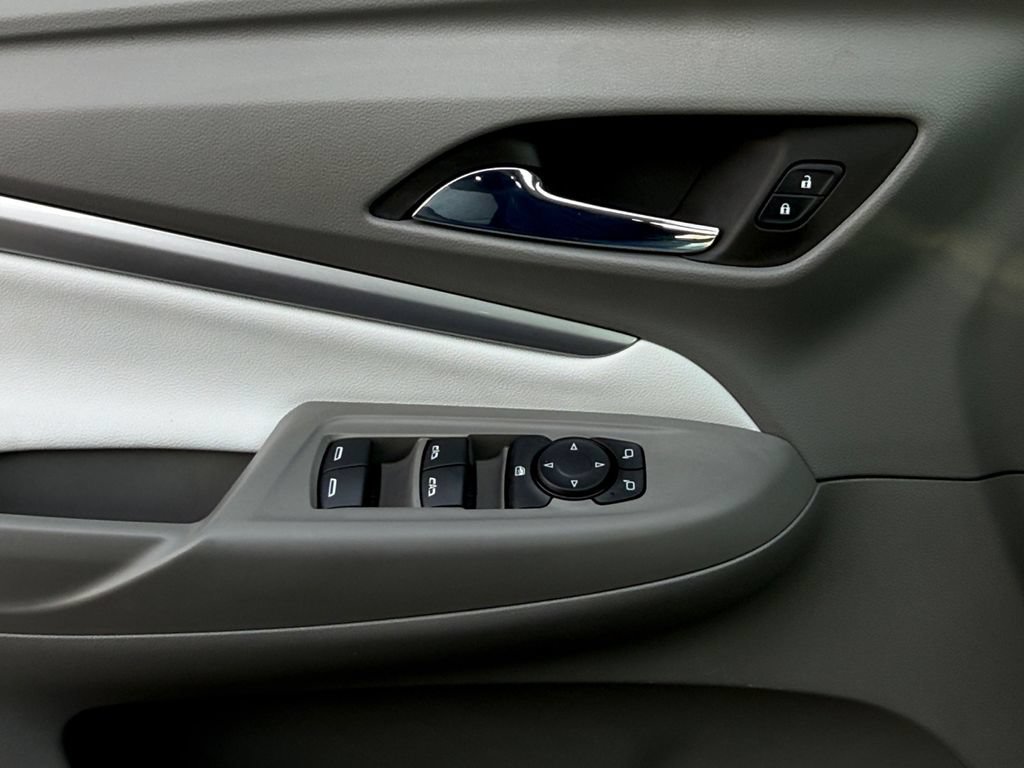 Used 2023 Chevrolet Bolt EUV Premier FWD image 11