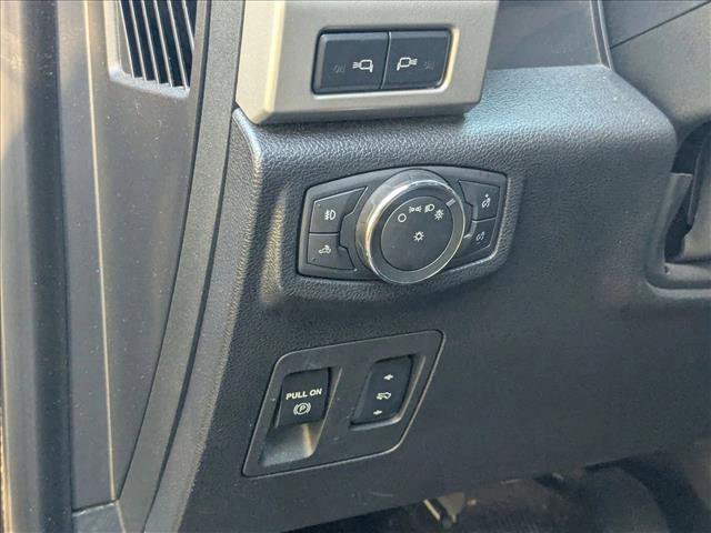 Used 2017 Ford F150 Lariat w/ Equipment Group 501A Mid AWD/4WD image 10