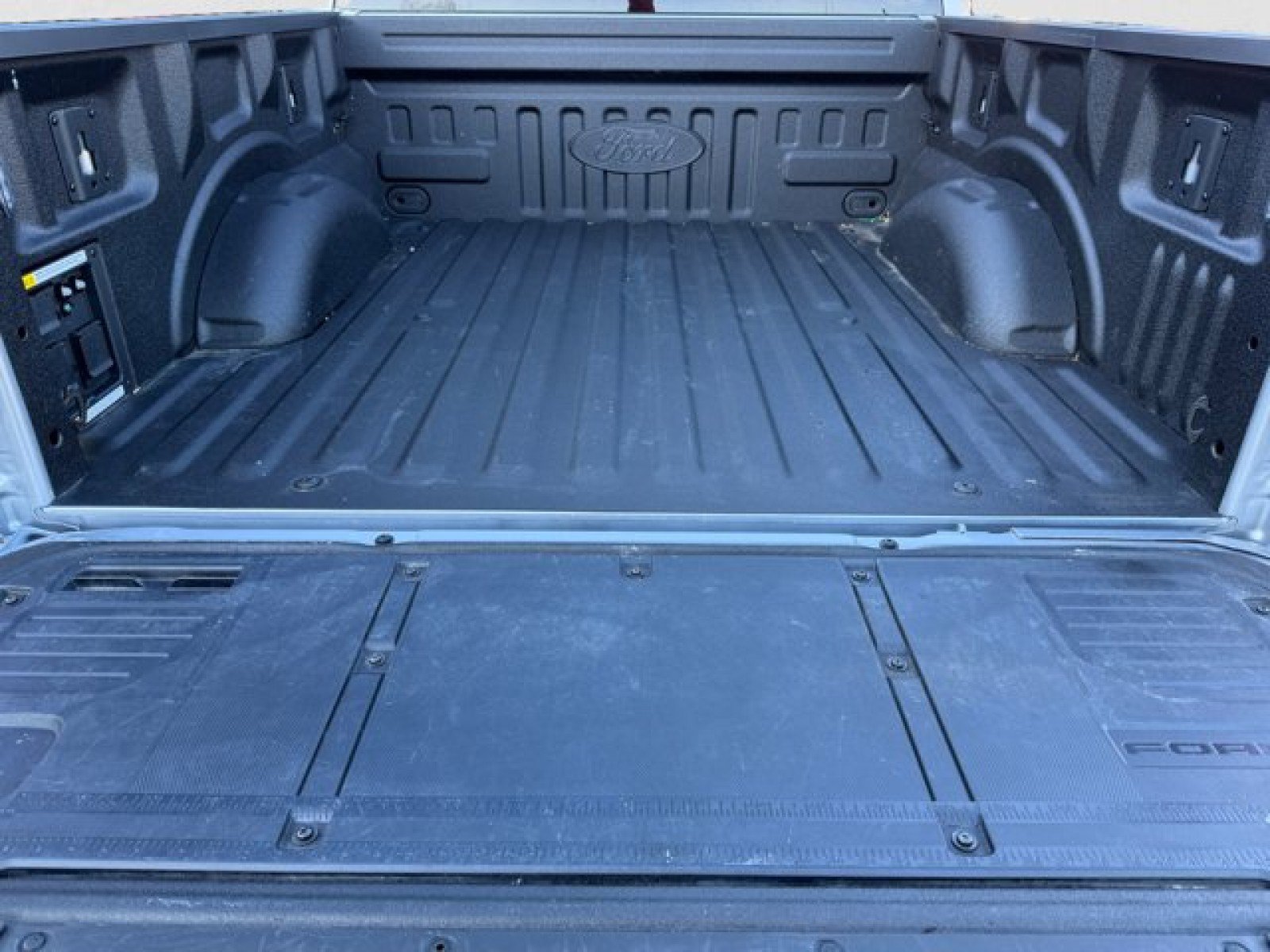 Used 2022 Ford F150 Limited AWD/4WD image 19