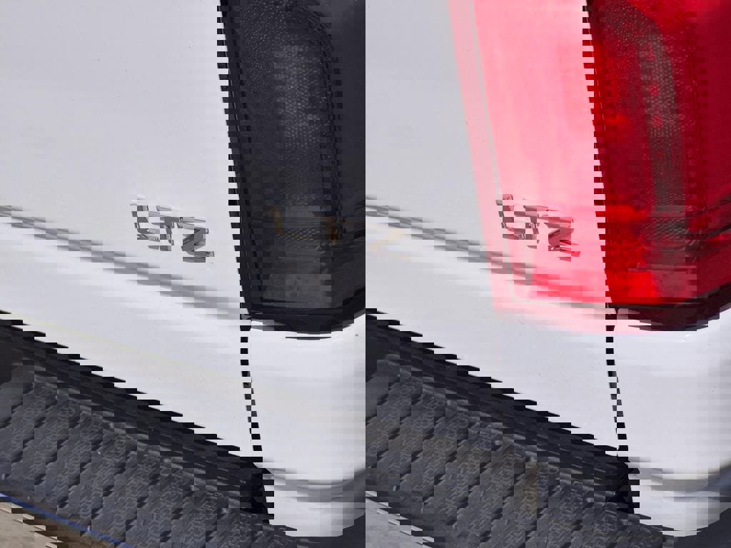 Used 2022 Chevrolet Silverado 2500 LTZ w/ Safety Package image 10