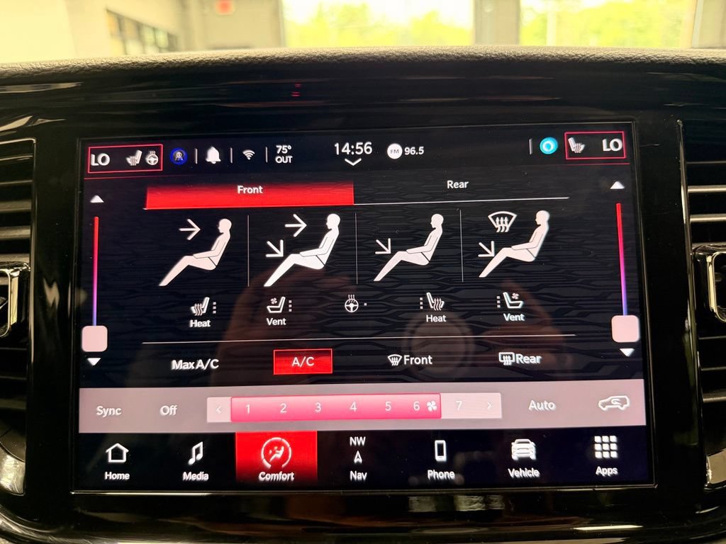 Used 2025 Dodge Durango R/T AWD/4WD image 42