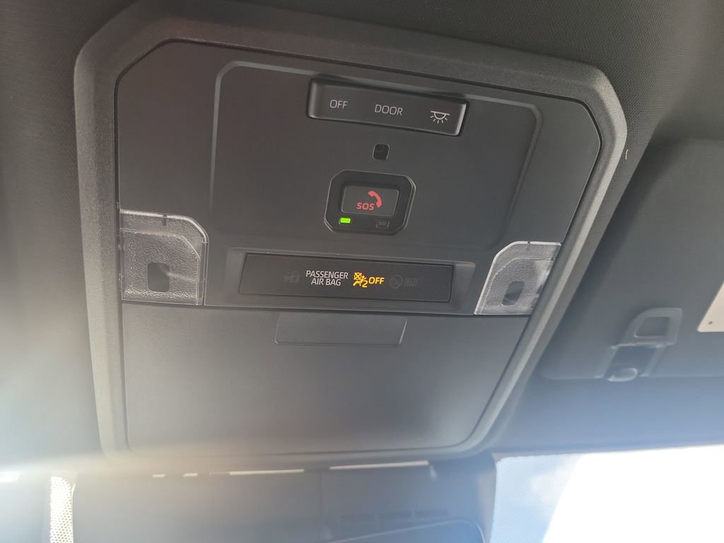 Certified 2025 Toyota Tacoma TRD Off-Road image 34