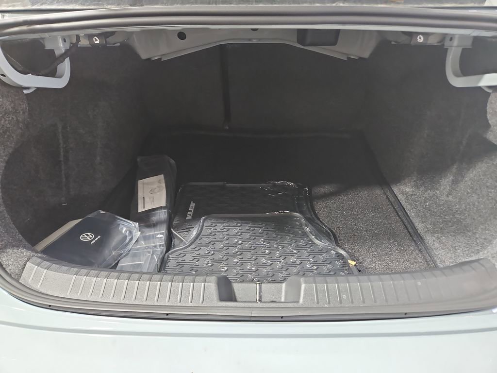 New 2026 Volkswagen Jetta SE image 22