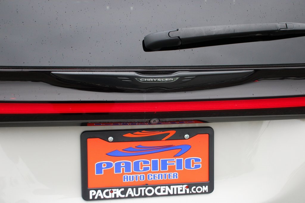 Used 2021 Chrysler Pacifica Touring w/ S Appearance Package image 52