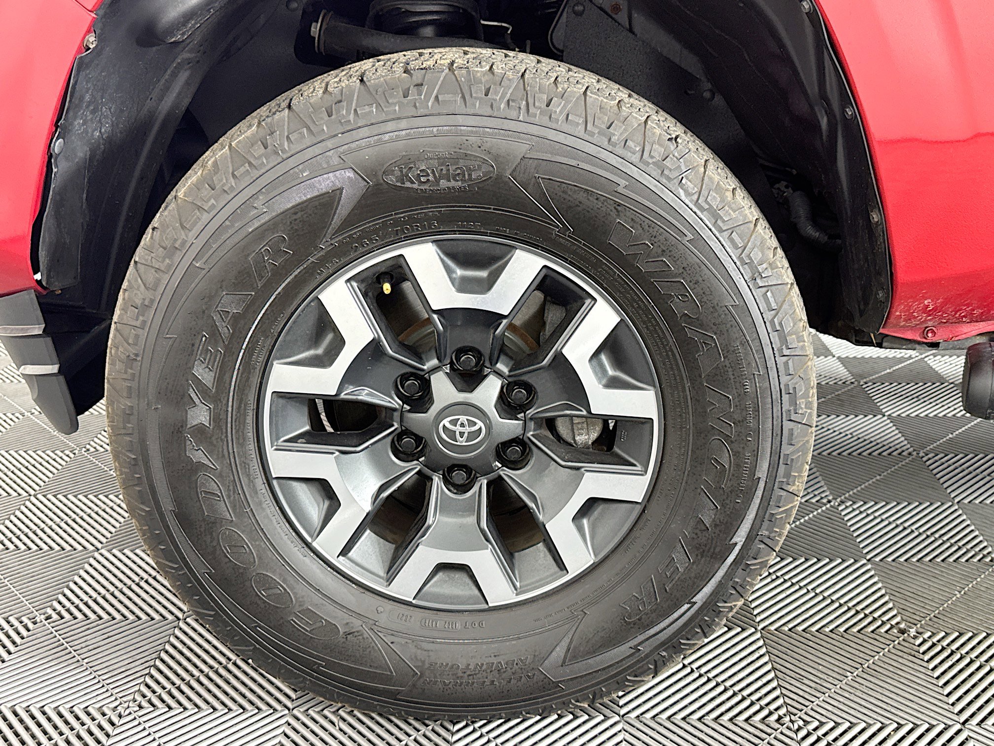 Used 2021 Toyota Tacoma SR w/ SR Convenience Package image 63