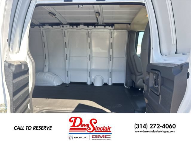 New 2026 GMC Savana 2500 RWD image 19