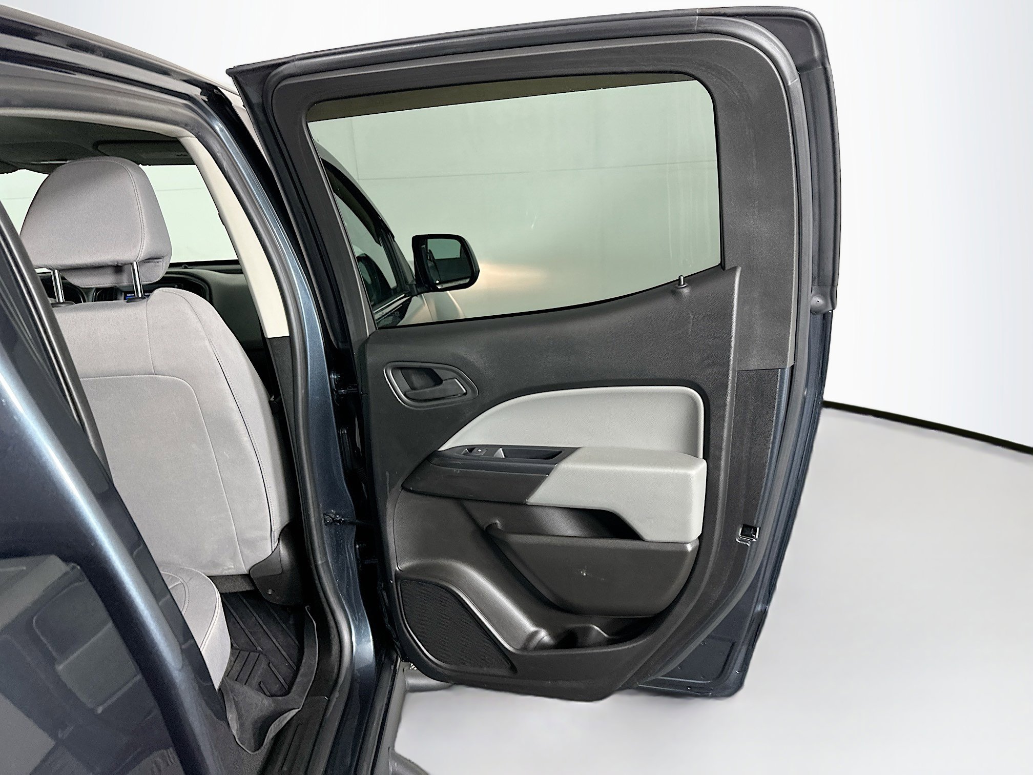 Used 2019 Chevrolet Colorado W/T w/ WT Convenience Package image 27