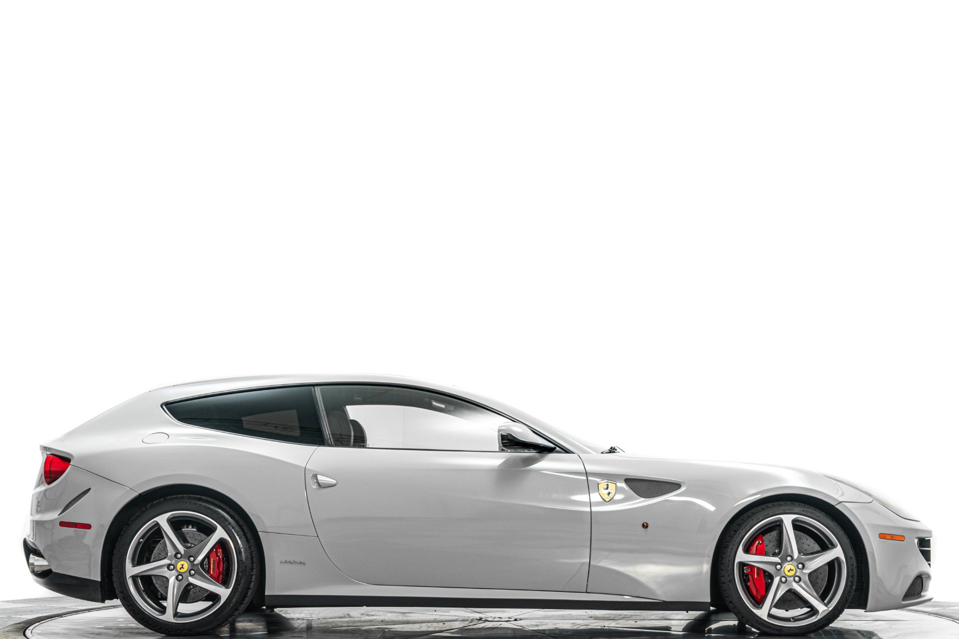 Used 2014 Ferrari FF AWD/4WD image 2