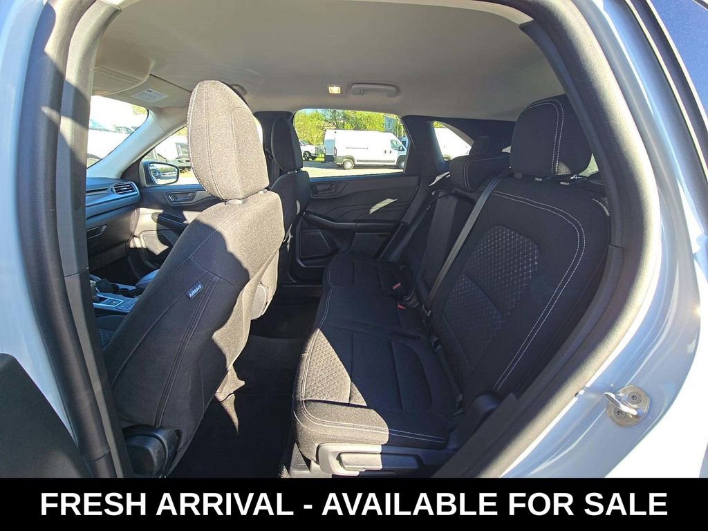 Used 2025 Ford Escape Active image 12