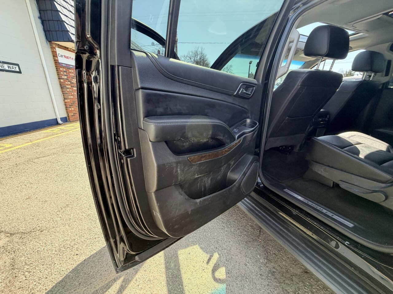 Used 2016 Chevrolet Suburban LT image 53