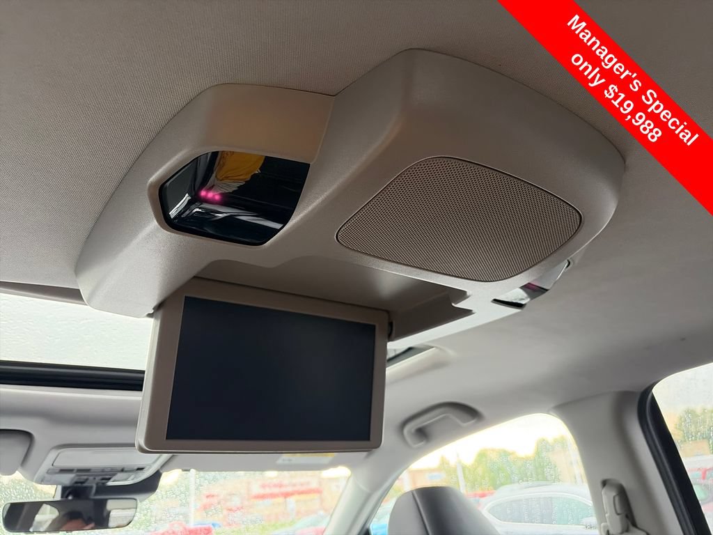 Used 2021 Honda Pilot Touring image 12