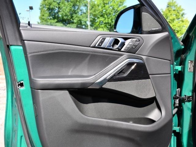 Used 2026 BMW X6 M60i AWD/4WD image 12