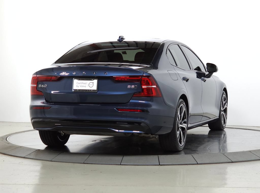 Certified 2025 Volvo S60 B5 Core w/ Climate Package AWD/4WD image 9