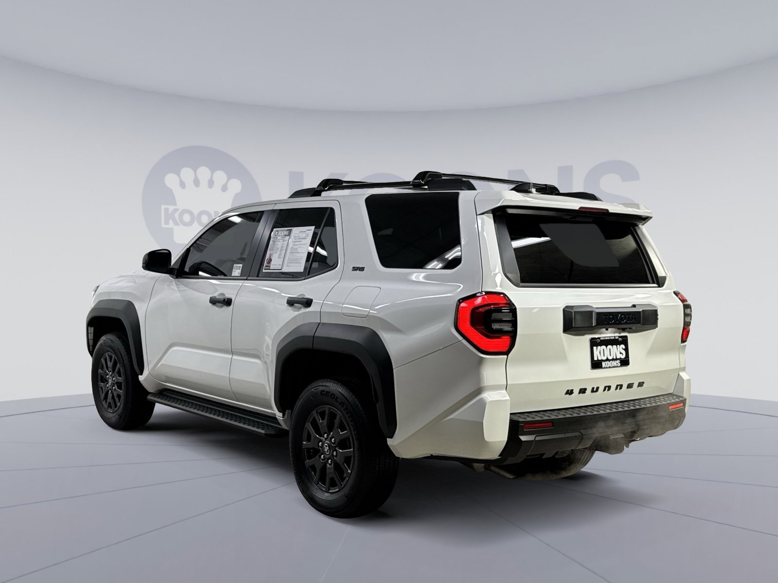 Used 2025 Toyota 4Runner SR5 image 10